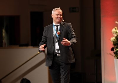 Dr. Emil Hjalmarson, Chairman of the EAFS 2022 Scientific Committee at the Closing Ceremony. Photo by Marcus Andrae.